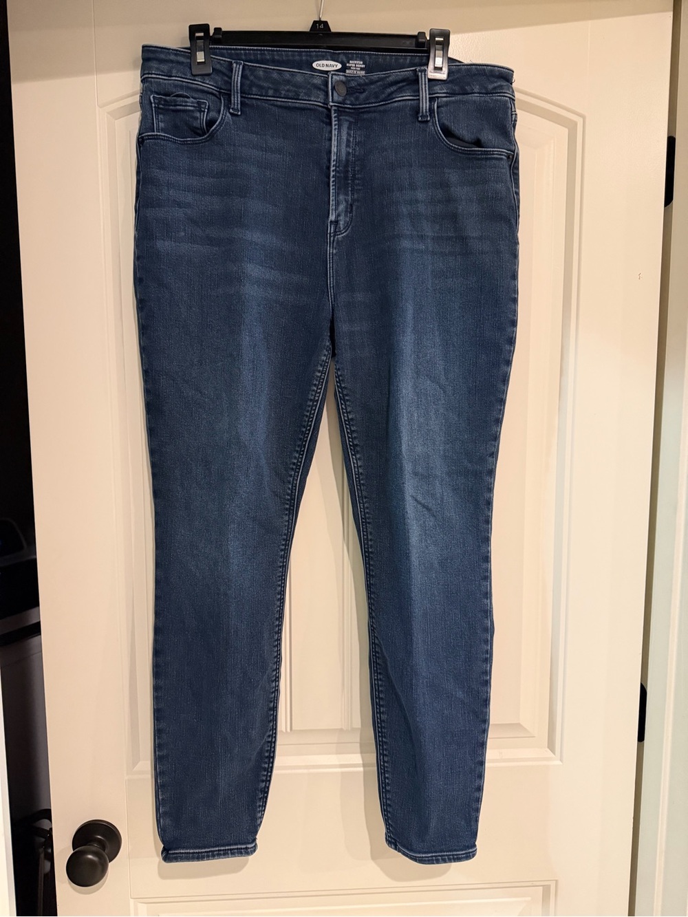 Old Navy Women’s Skinny Jeans in Dark Blue Wash